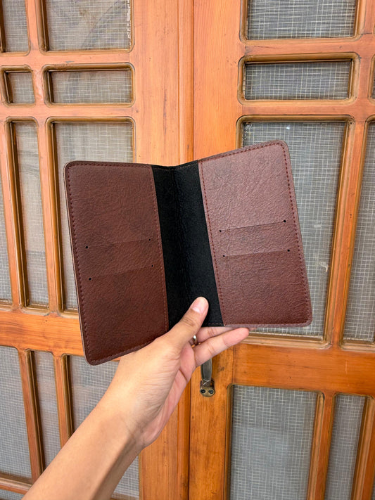 Basic Dark Brown leather finish