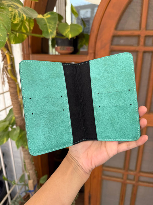 Basic Seagreen Leather Finish